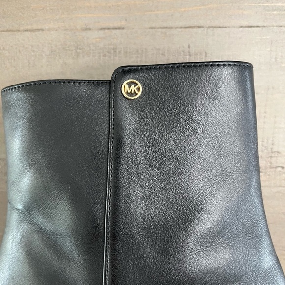 Michael Kors Alina Flex Bootie - Picture 5 of 8